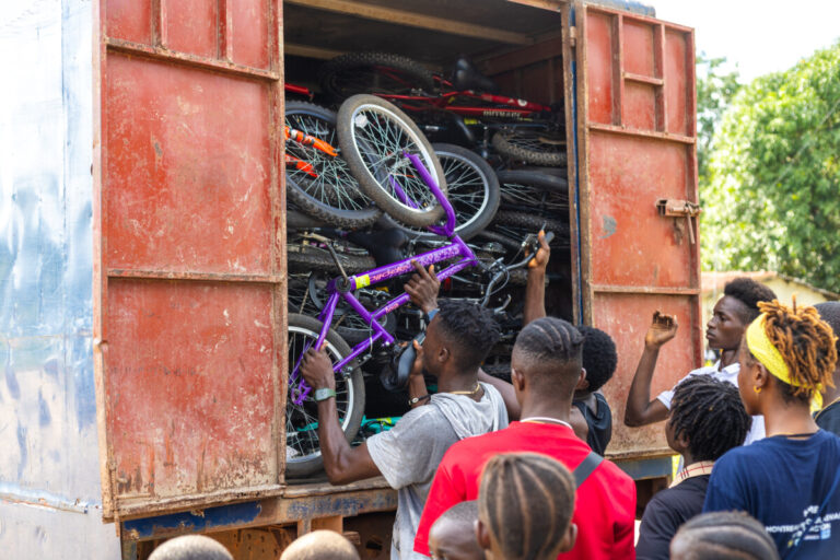 Unloading truck with bikes in Maforeka